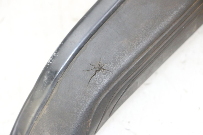 photo de REAR LEFT FOOTREST PIAGGIO IE MP3 YOURBAN 300 (2011 - 2016) - Technical close-up