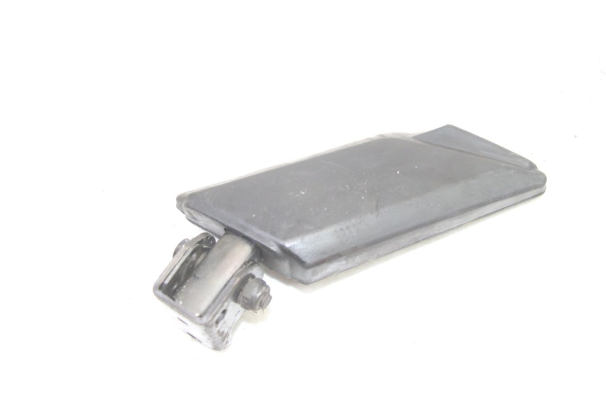 photo de LEFT REAR FOOTREST PEUGEOT KISBEE 2T 50 (2010 - 2017) - Technical close-up