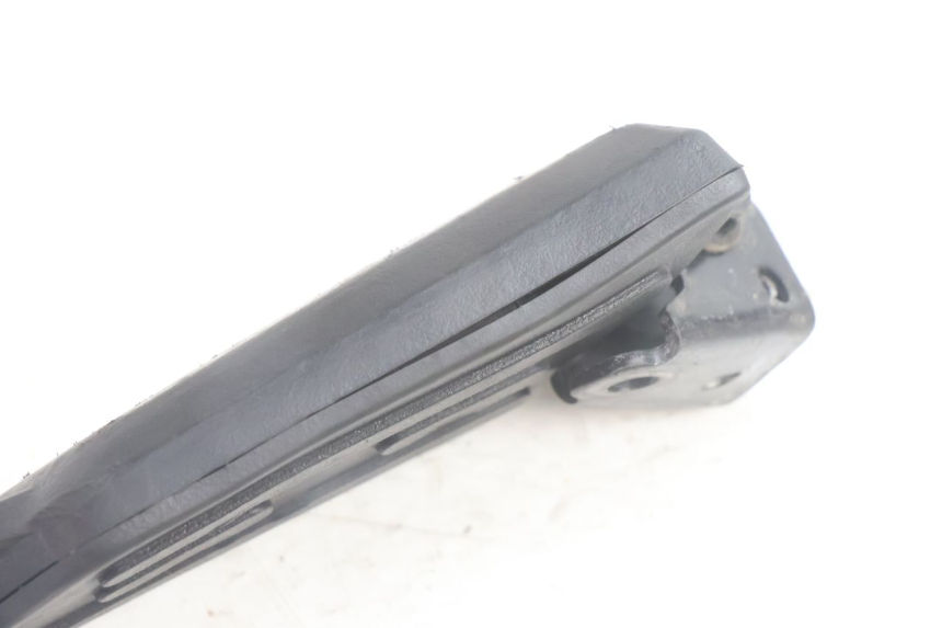 photo de LEFT REAR FOOTREST PEUGEOT KISBEE 2T 50 (2010 - 2017) - Surface and material condition