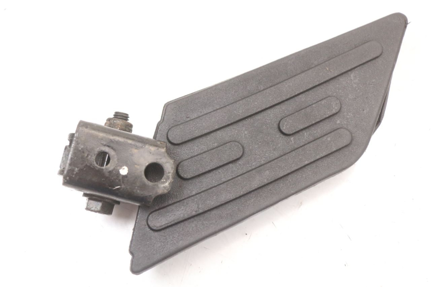 photo de LEFT REAR FOOTREST PEUGEOT KISBEE 4T 50 (2010 - 2017) - Component detail