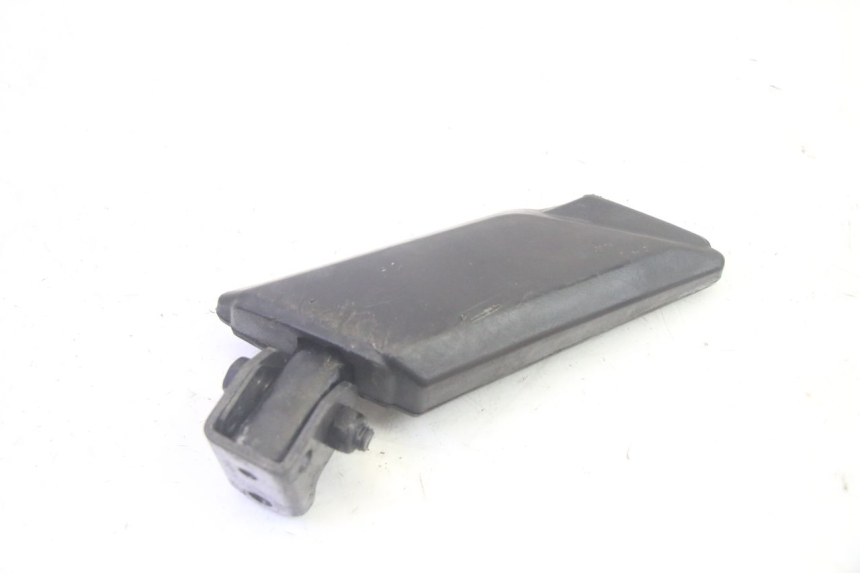 photo de LEFT REAR FOOTREST PEUGEOT KISBEE 4T 50 (2018 - 2022) - Fixing points details