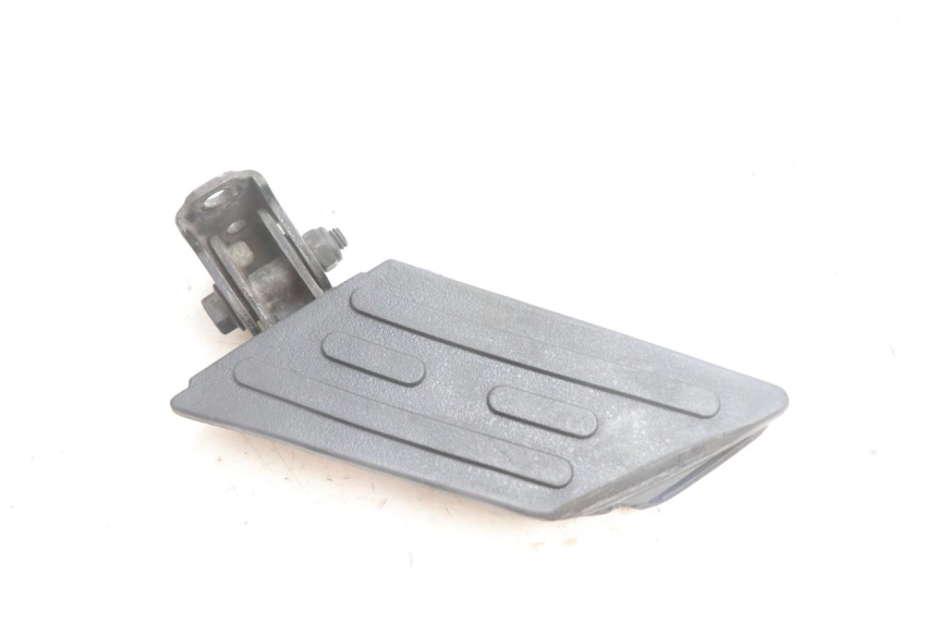 photo de LEFT REAR FOOTREST PEUGEOT KISBEE 4T 50 (2010 - 2017) - Main view