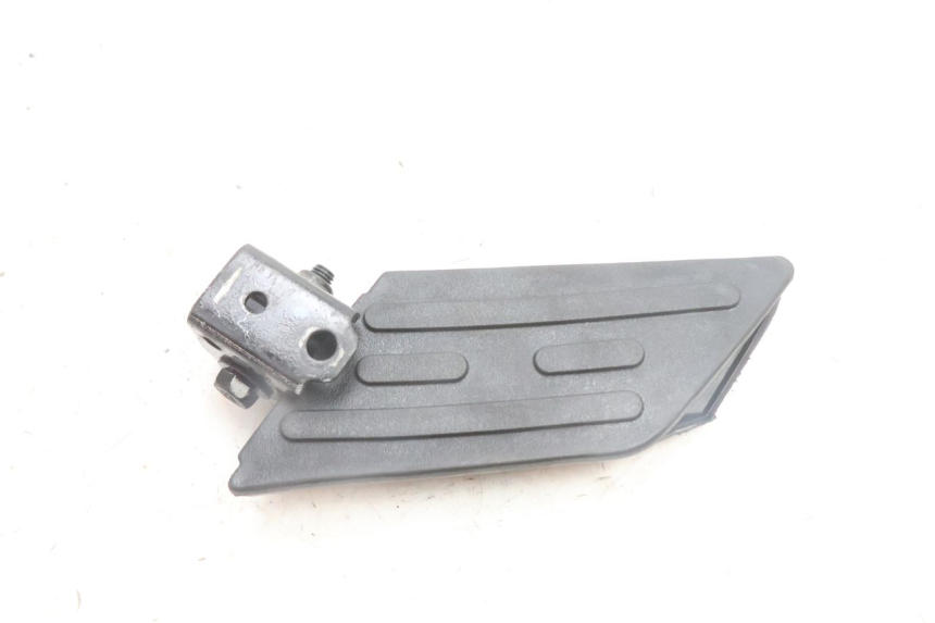 photo de LEFT REAR FOOTREST PEUGEOT KISBEE 4T 50 (2010 - 2017) - Component detail