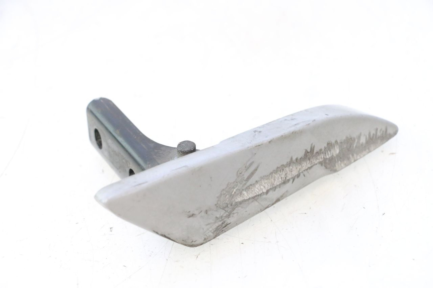 photo de REAR LEFT FOOTREST PIAGGIO LIBERTY IGET 4T 50 (2015 - 2020) - Fixing points details