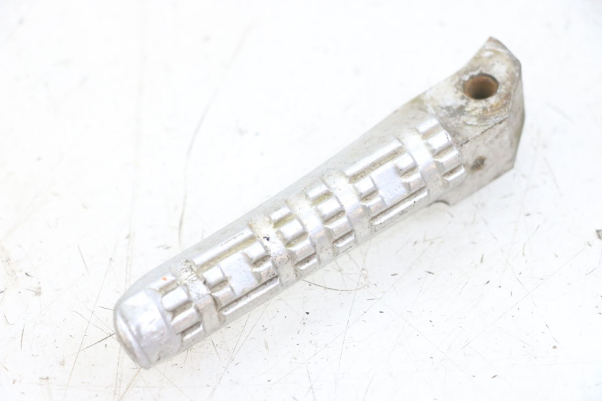 photo de REAR LEFT FOOTREST MBK X-LIMIT XLIMIT 50 (2007 - 2012) - Main view