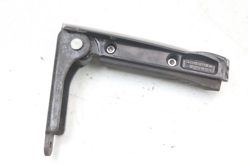 photo de REAR LEFT FOOTREST PIAGGIO MP3 HPE 350 (2018 - 2020) - Markings and original references