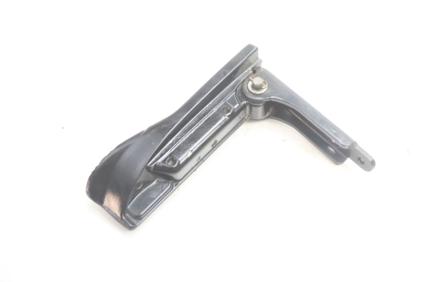 photo de REAR LEFT FOOTREST PIAGGIO MP3 HPE 530 (2022 - 2026) - Product overview