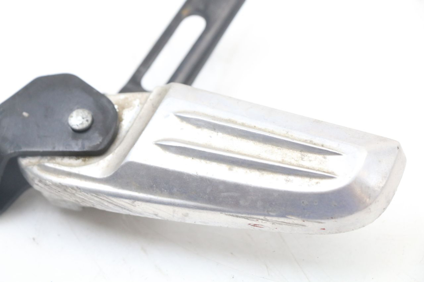 photo de REAR LEFT FOOTREST HONDA PCX (JF47) 125 (2012 - 2013) - Component detail