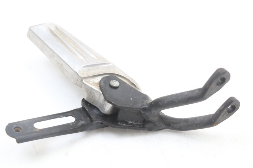 photo de REAR LEFT FOOTREST HONDA PCX (JF47) 125 (2012 - 2013) - Alternative perspective