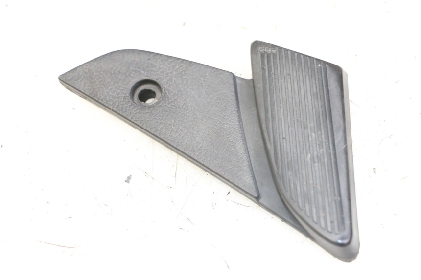 photo de REAR LEFT FOOTREST PIAGGIO VESPA LX IE 125 (2010 - 2012) - Main view
