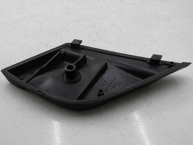 photo de REAR LEFT FOOTREST PIAGGIO X9 EVOLUTION 125 (2003 - 2007) - Zoom on usage condition