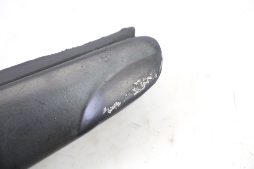 photo de REAR LEFT FOOTREST GILERA RUNNER SP 50 (2006 - 2008) - Component detail