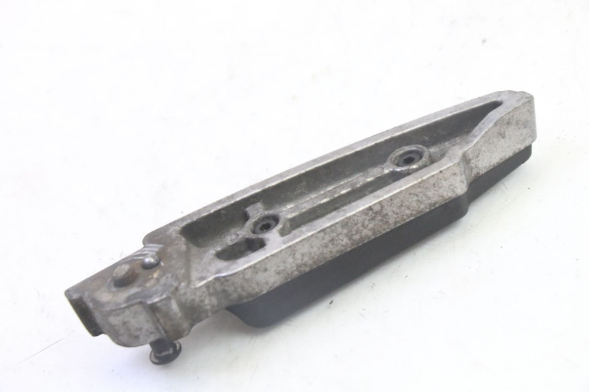 photo de REAR LEFT FOOTREST PEUGEOT SATELIS 125 (2013 - 2018) - Alternative perspective