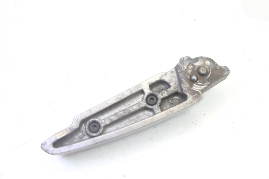 photo de REAR LEFT FOOTREST PEUGEOT SATELIS 125 (2013 - 2018) - Technical close-up