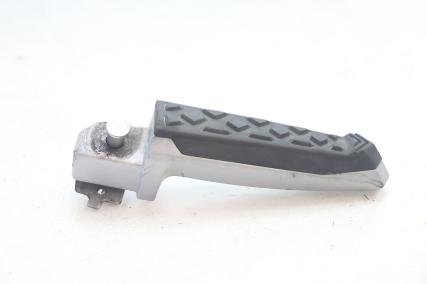 photo de REAR LEFT FOOTREST CAN-AM SPYDER RS 1000 (2008 - 2012) - Component detail