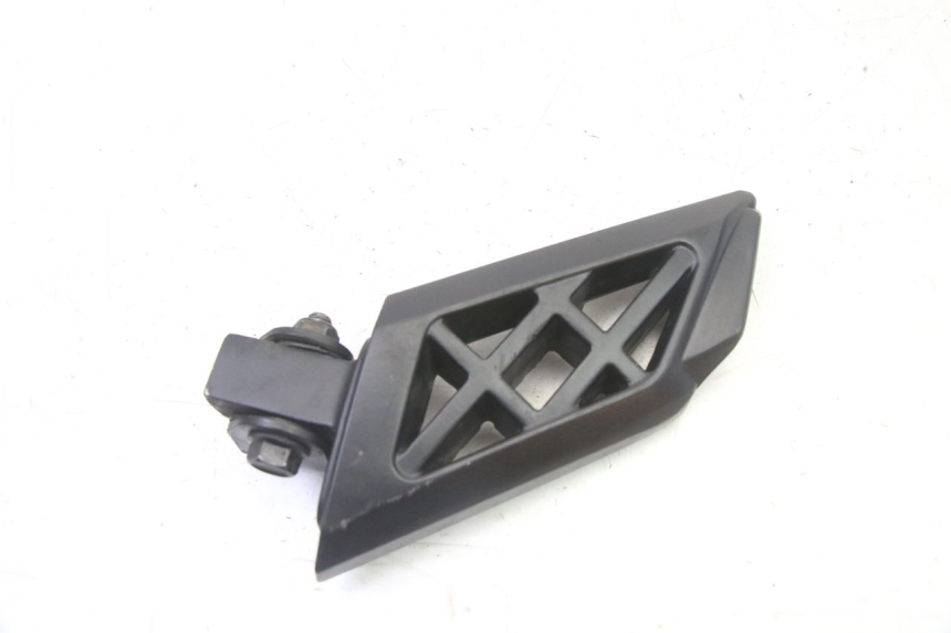 photo de REAR LEFT FOOTREST PEUGEOT STREETZONE I NAKED 2T 50 (2018 - 2020) - Technical close-up