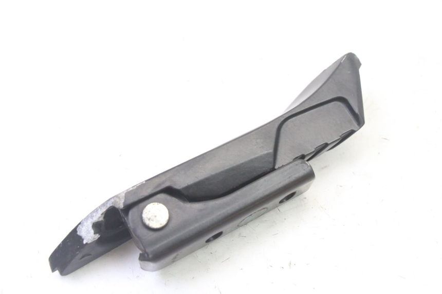 photo de REAR LEFT FOOTREST APRILIA SXR 50 (2021 - 2023) - Fixing points details