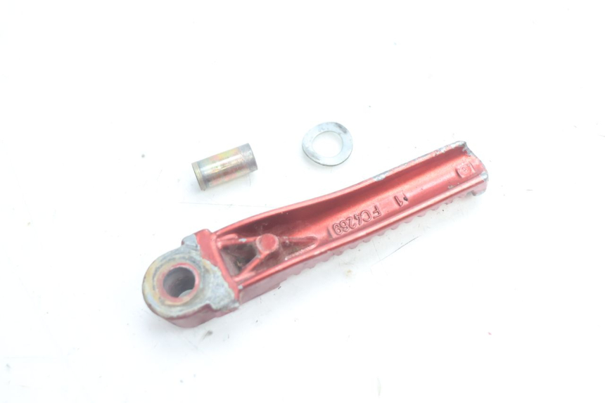 photo de REAR LEFT FOOTREST PEUGEOT TKR TREKKER FURIOUS 50 (2005 - 2014) - Technical close-up