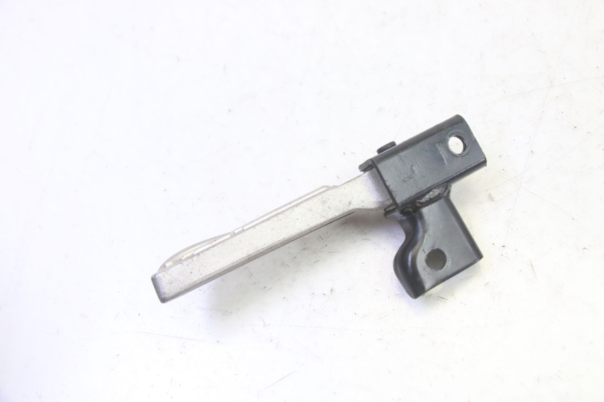 photo de REAR LEFT FOOTREST PEUGEOT TWEET PRO EFI 4T 50 (2021 - 2022) - Zoom on usage condition