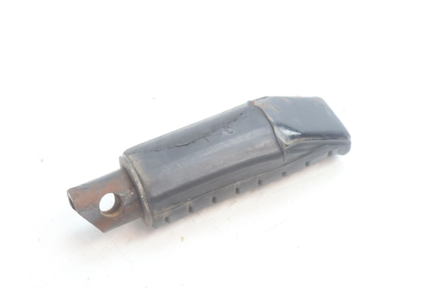 photo de REAR LEFT FOOTREST HONDA XLV VARADERO 125 (2007 - 2012) - Technical close-up