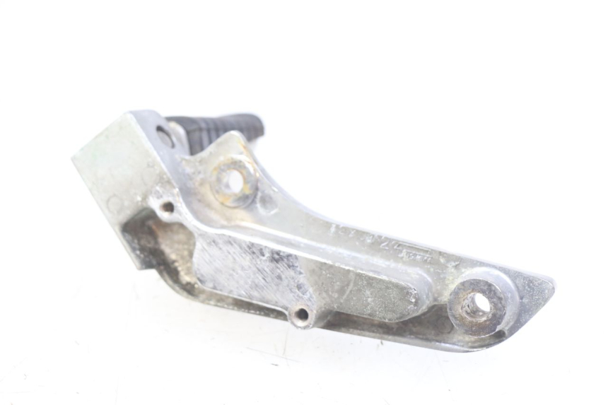 photo de LEFT REAR FOOTREST YAMAHA XV VIRAGO 750 (1984 - 1998) - Technical close-up