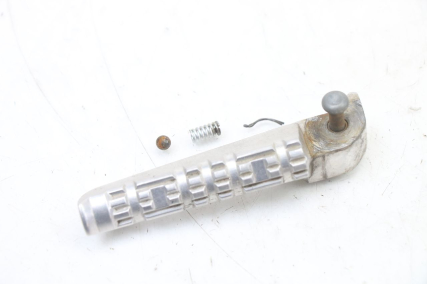 photo de REAR LEFT FOOTREST YAMAHA X-MAX XMAX ABS 250 (2010 - 2014) - Main view