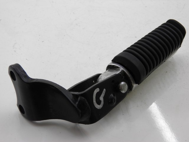 photo de REAR LEFT FOOTREST YAMAHA XMAX X-MAX 125 (2006 - 2009) - Main view