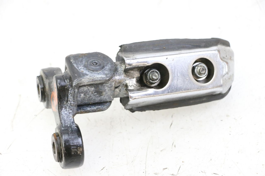 photo de FRONT RIGHT FOOTREST YAMAHA FJ 36Y 1100 (1984 - 1985) - Component detail