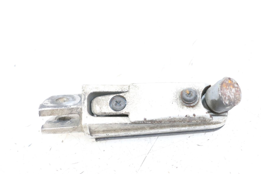 photo de FRONT RIGHT FOOTREST YAMAHA FJR ABS 1300 (2006 - 2012) - Component detail