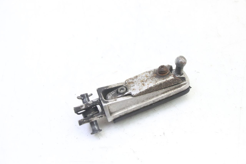 photo de FRONT RIGHT FOOTREST YAMAHA FJR ABS 1300 (2006 - 2012) - Technical close-up