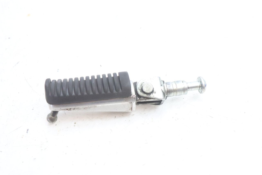 photo de FRONT RIGHT FOOTREST YAMAHA FZ8 800 (2010 - 2016) - Component detail