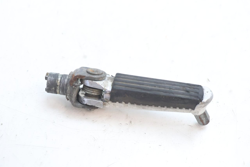 photo de FRONT RIGHT FOOTREST SUZUKI SV S 650 (2003 - 2009) - Component detail