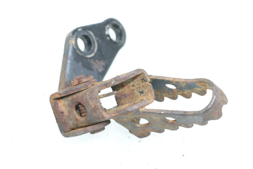 photo de FRONT RIGHT FOOTREST SUZUKI TS X 80 (1984 - 1988) - Component detail