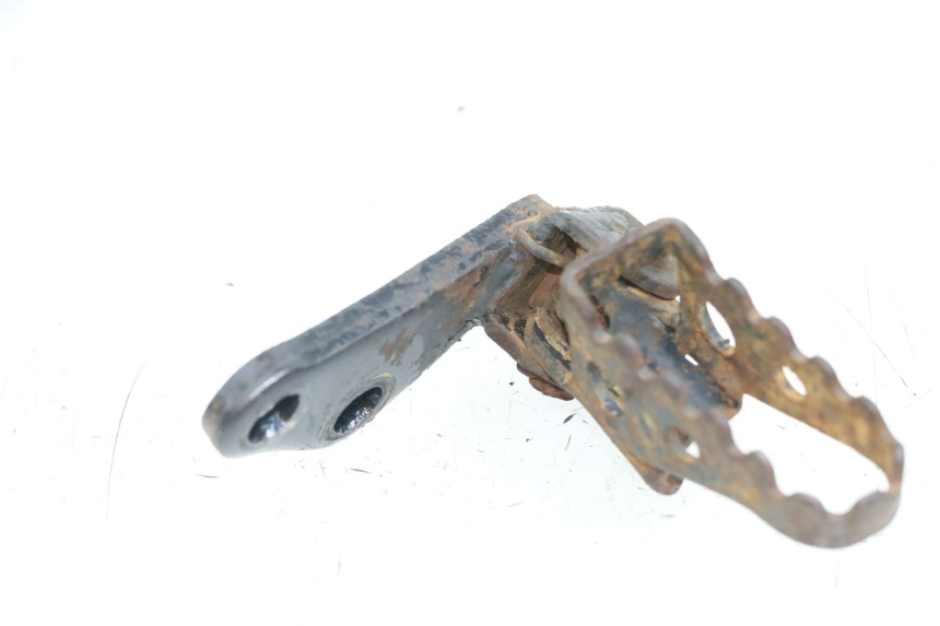 photo de FRONT RIGHT FOOTREST SUZUKI TS X 80 (1984 - 1988) - Alternative perspective