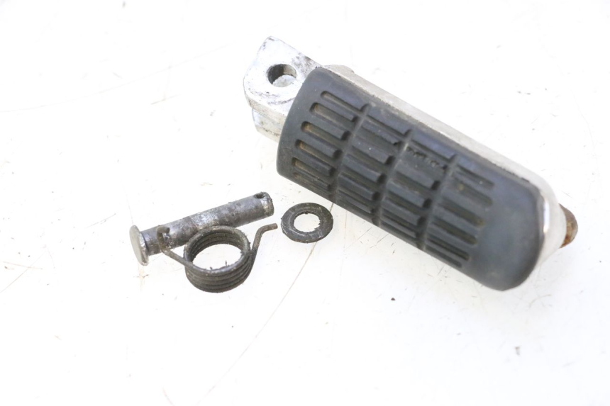 photo de FRONT RIGHT FOOTREST HONDA VFR FI RC46 800 (1998 - 2001) - Product overview