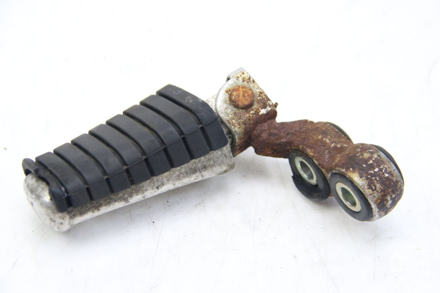 photo de RIGHT FRONT FOOTREST YAMAHA XV VIRAGO 750 (1984 - 1998) - Component detail