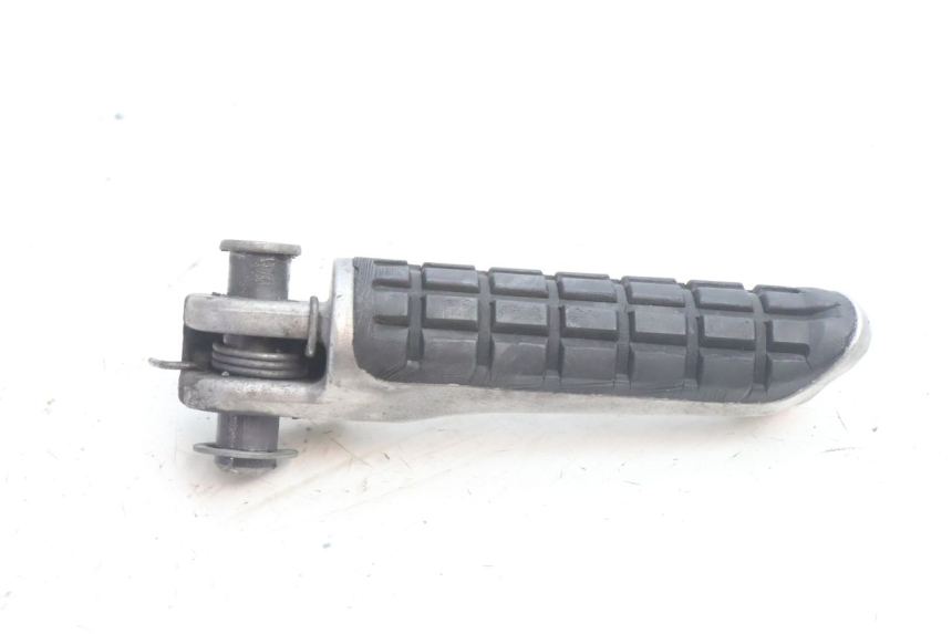 photo de FRONT RIGHT FOOTREST KAWASAKI ZZR 600 (1995 - 2004) - Main view