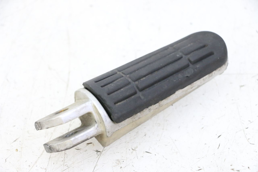 photo de FRONT LEFT FOOTREST YAMAHA FJR ABS 1300 (2006 - 2012) - Technical close-up