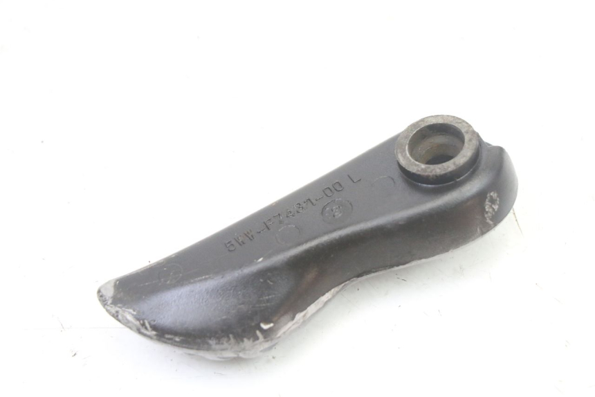 photo de FRONT LEFT FOOTREST MBK BOOSTER SPIRIT NAKED 50 (2004 - 2017) - Alternative perspective