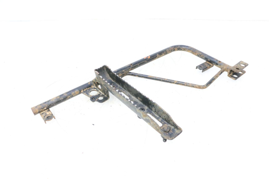 photo de FRONT LEFT FOOTREST KYMCO MXU R 250 (2004 - 2010) - Alternative perspective