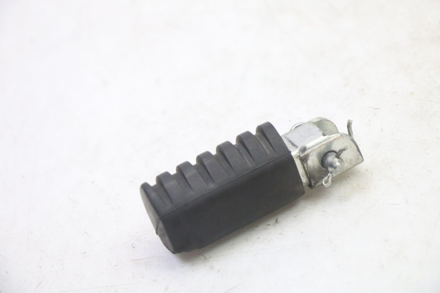 photo de FRONT LEFT FOOTREST YAMAHA PW 50 (1984 - 2025) - Component detail