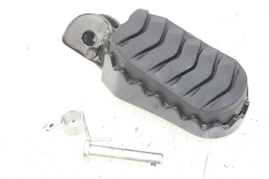 photo de FRONT LEFT FOOTREST ROYAL ENFIELD SCRAM 411 (2022 - 2024) - Main view