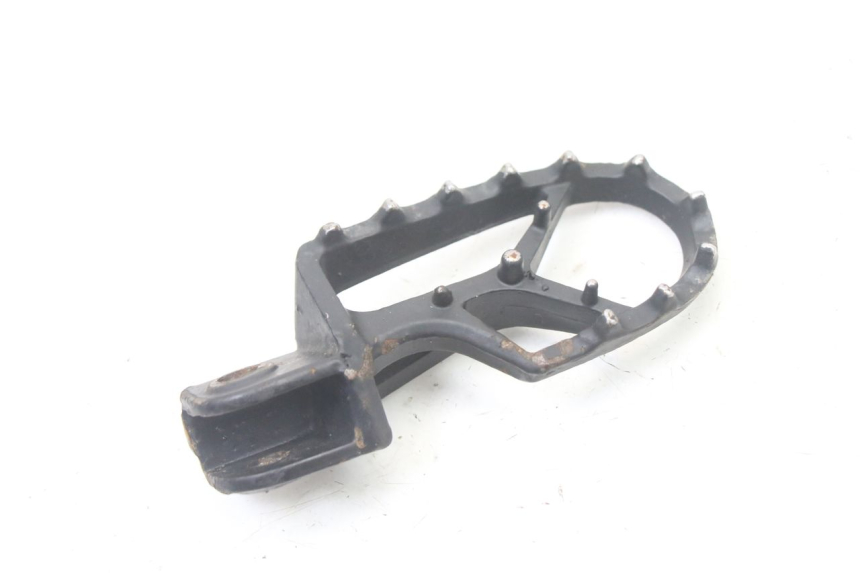 photo de FRONT LEFT FOOTREST SMALL MX THUNDER 250 - Component detail