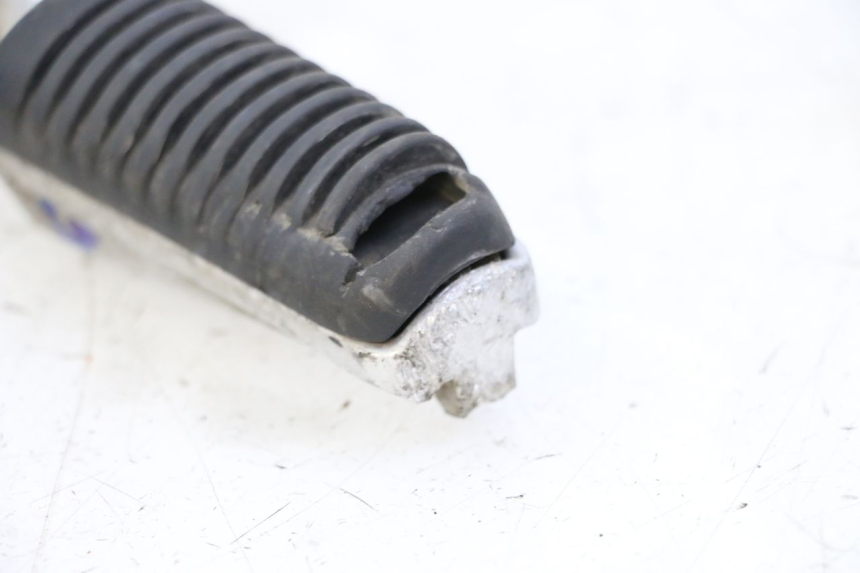 photo de FRONT LEFT FOOTREST YAMAHA XJN DIVERSION 600 (2000 - 2003) - Product overview