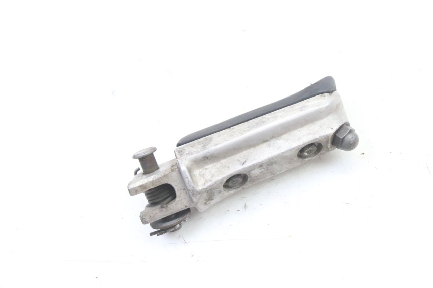 photo de FRONT LEFT FOOTREST HONDA XLV VARADERO 125 (2000 - 2006) - Technical close-up