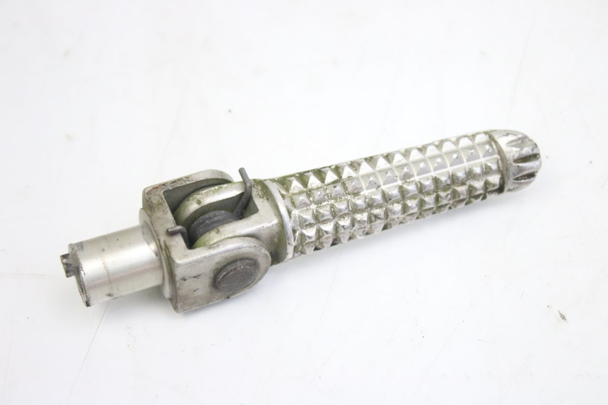 photo de LEFT FRONT FOOTREST YAMAHA YZF R1 1000 (2007 - 2008) - Main view