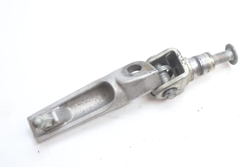photo de FRONT LEFT FOOTREST KAWASAKI ZX-6R ZX6R 600 (1995 - 1997) - Alternative perspective