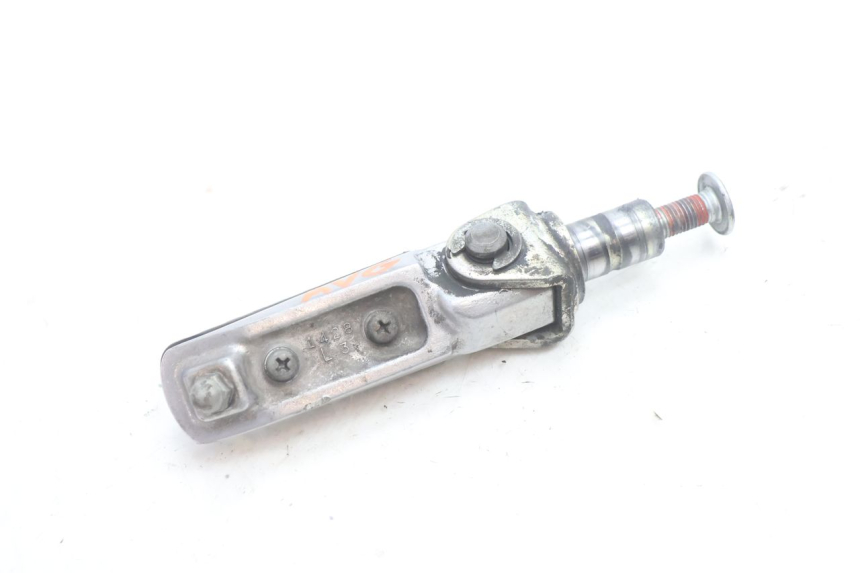 photo de FRONT LEFT FOOTREST KAWASAKI ZX-6R ZX6R 600 (2000 - 2002) - Alternative perspective
