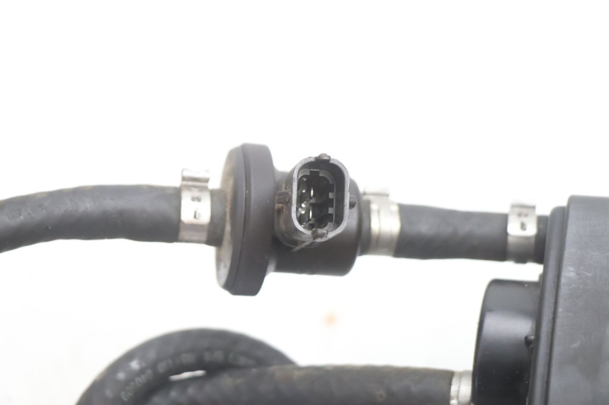 photo de CANISTER CAN-AM SPYDER RS 1000 (2008 - 2012) - Zoom on usage condition