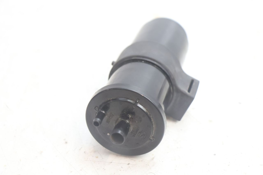 photo de CANISTER PIAGGIO ZIP IGET 4T 50 (2021 - 2023) - Zoom on usage condition